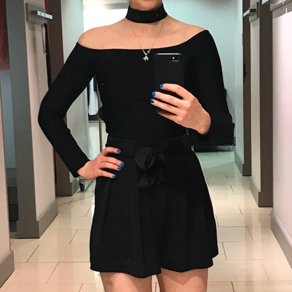 Bebe crop top